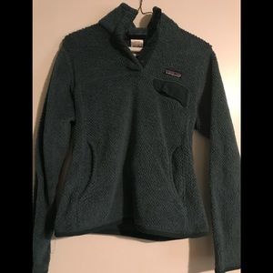 Patagonia teal pullover